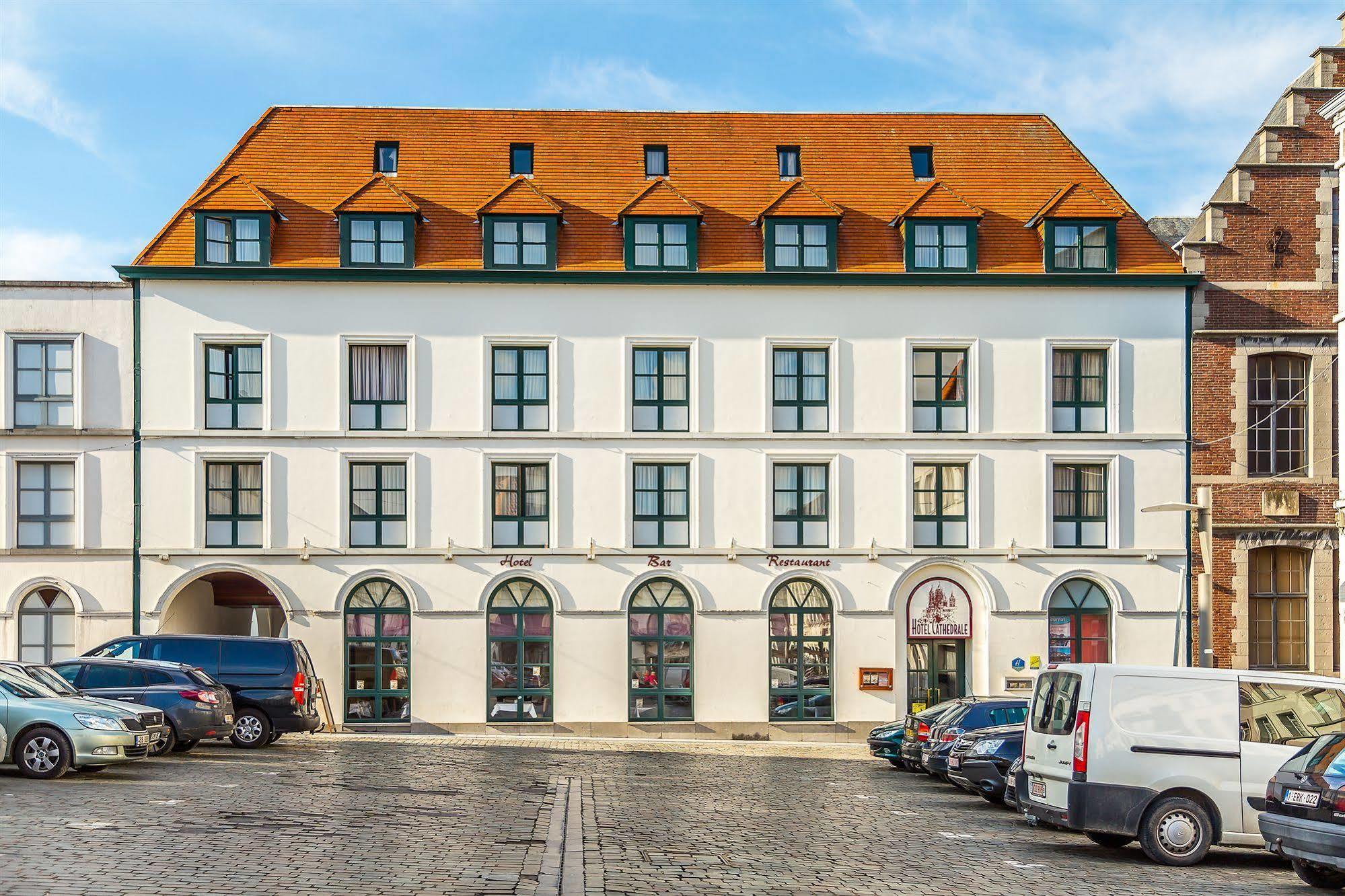 Hotel Cathedrale Tournai Exterior photo