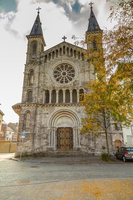 Hotel Cathedrale Tournai Exterior photo
